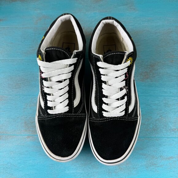 VANS Old Skool Stackform Black White Floral Embroidery Women's Size 8.5 - Picture 2 of 10